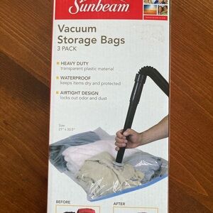 Sunbeam Vacuum Storage Bags with Blue Trim‎